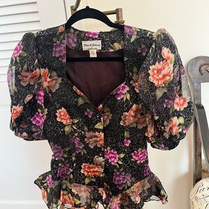 Dave & Johnny Black Floral Puff Sleeve Blouse